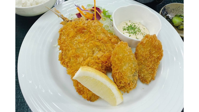 アジフライとカキフライ定食